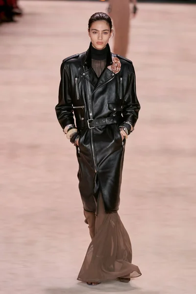 Look 21